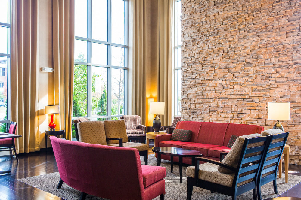 Springhill Suites By Marriott Roanoke Exterior photo